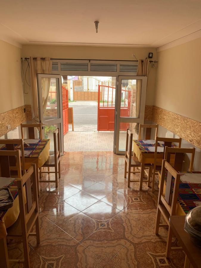 Girasol Guesthouse Assomada Екстериор снимка